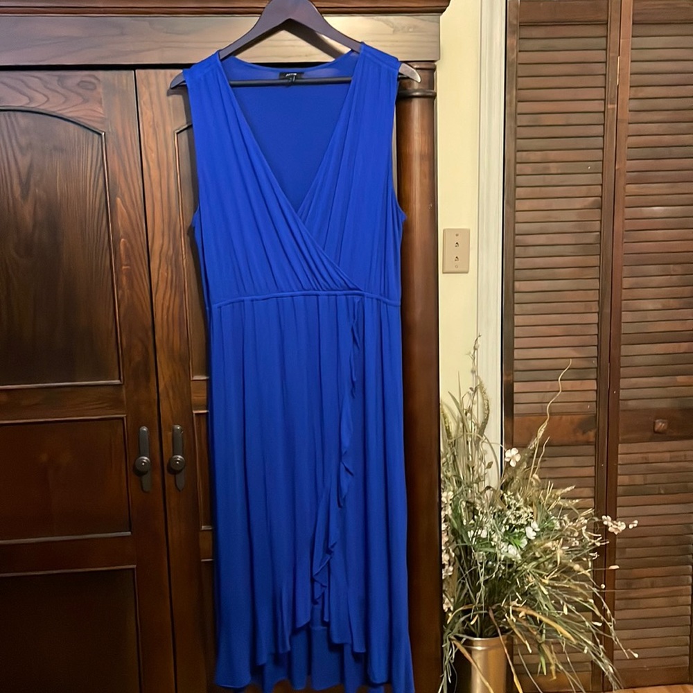 Apt 9 royal blue ruffle dress